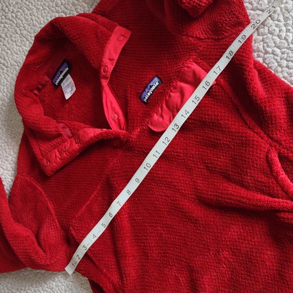 Patagonia Medium Red T-Snap Textured Pullover Fleece - Picture 8 of 16